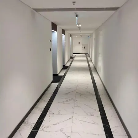 Holiday Family Hanza Tower Pool & Sauna & Jacuzzi Apartment *